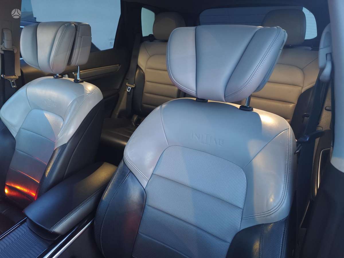 Renault Koleos, 2.0 l., off-road / crossover