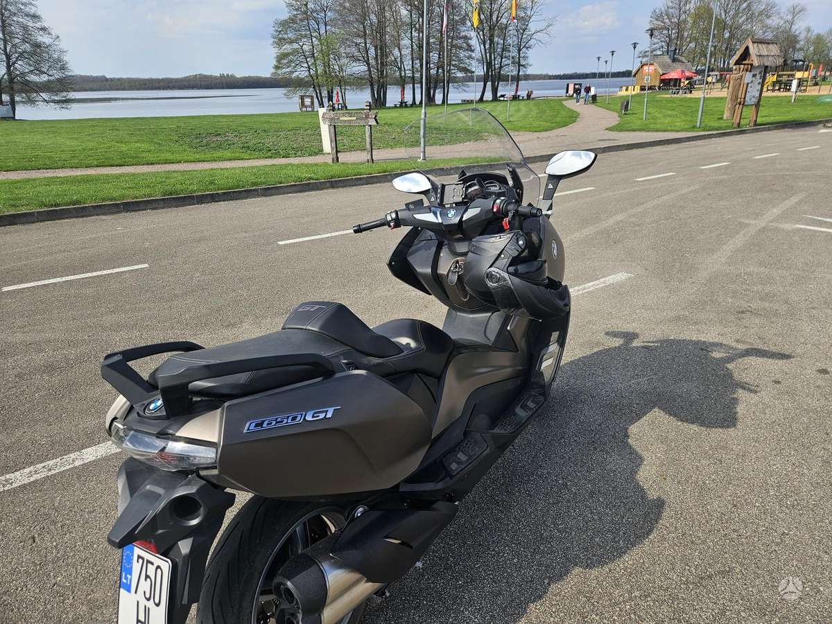 BMW C 650 GT 650cc, scooters / mopeds