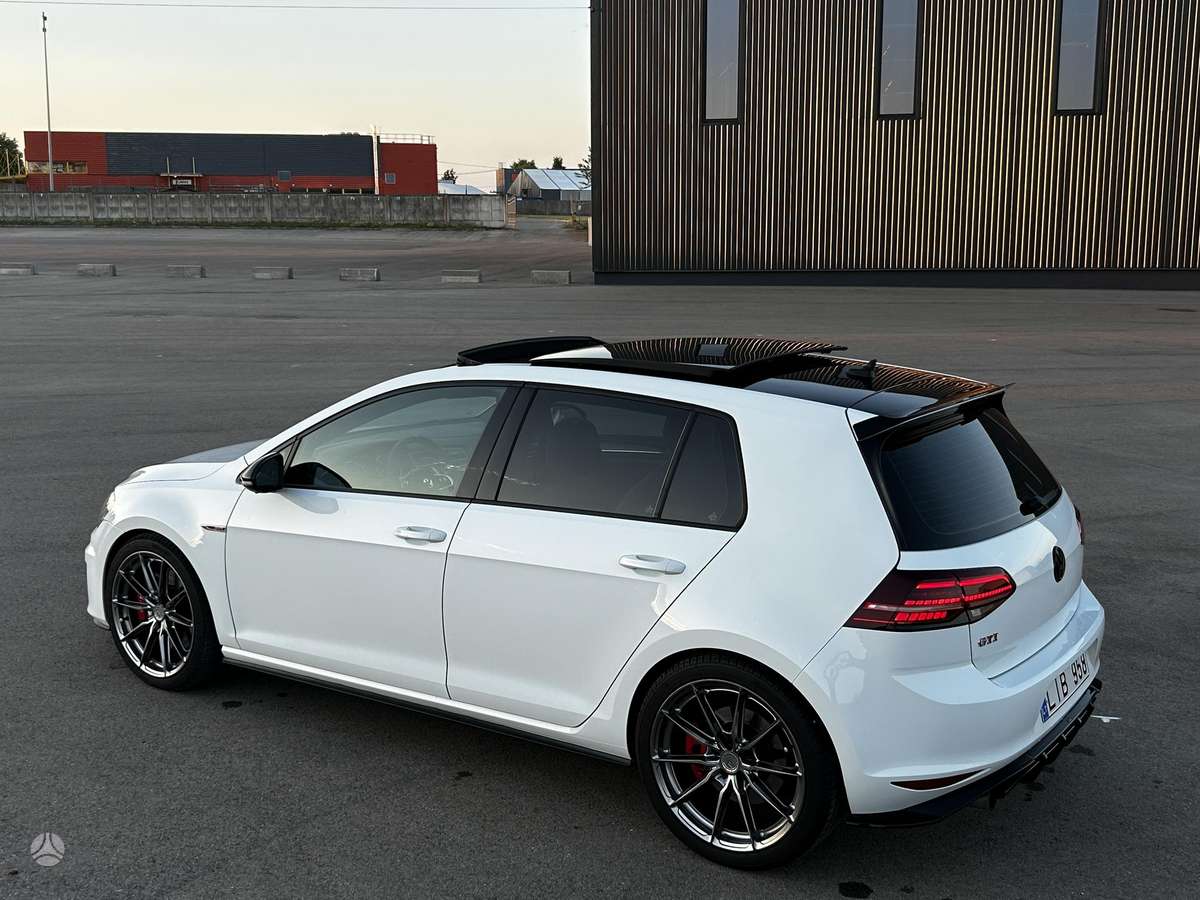 Volkswagen Golf, 2.0 l., hatchback