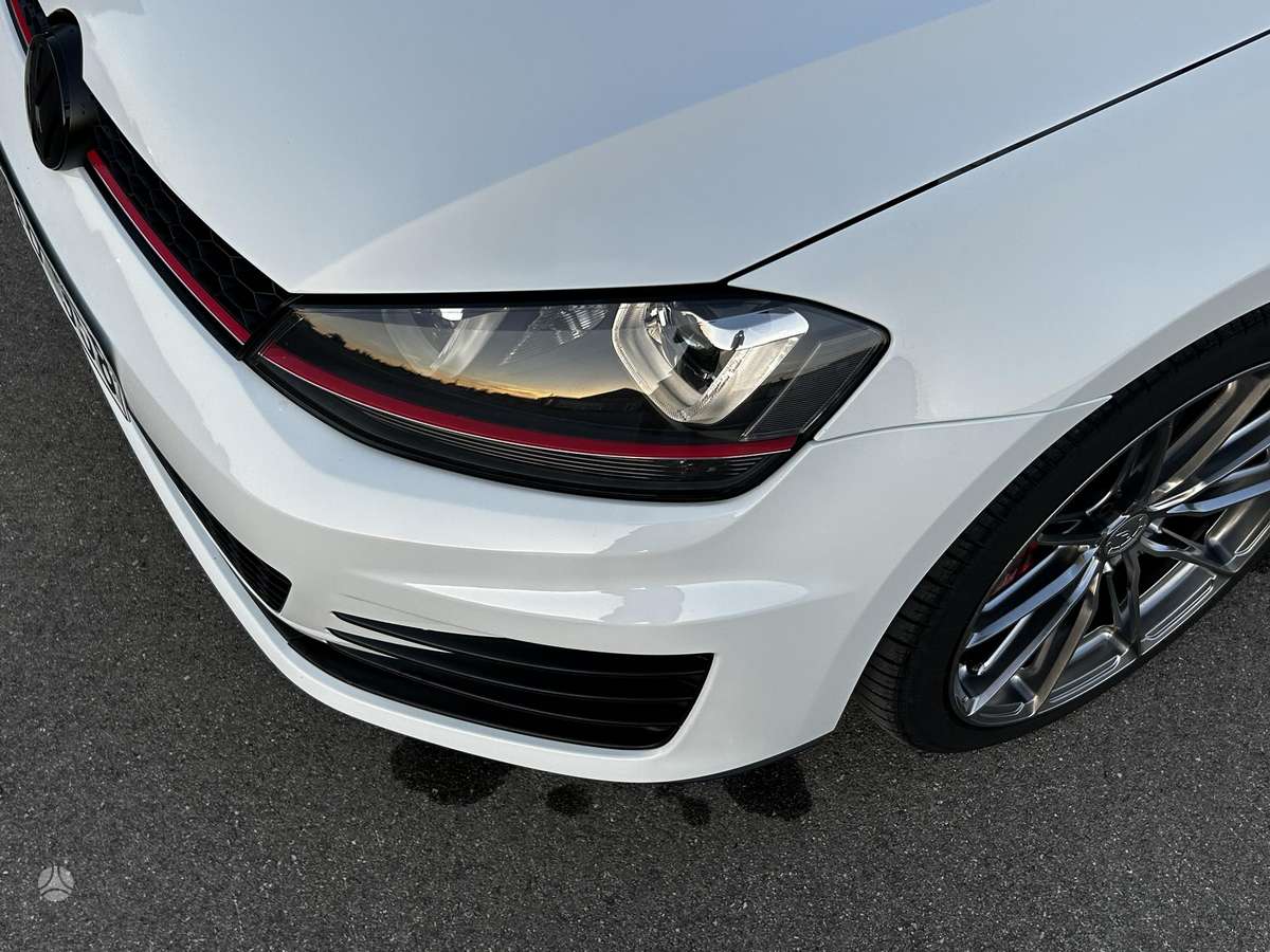 Volkswagen Golf, 2.0 l., hatchback