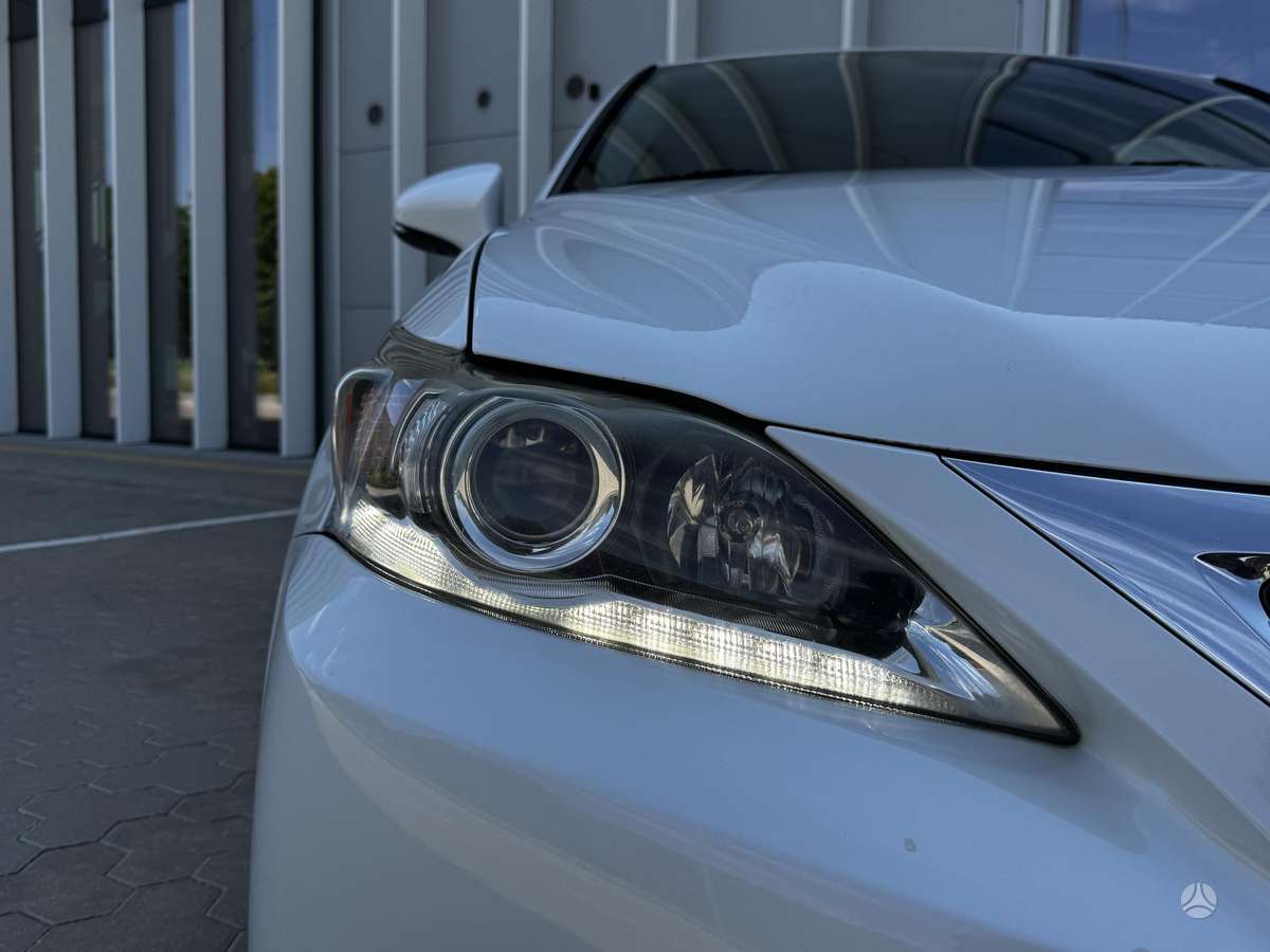 Lexus CT 200h, 1.8 l., hatchback