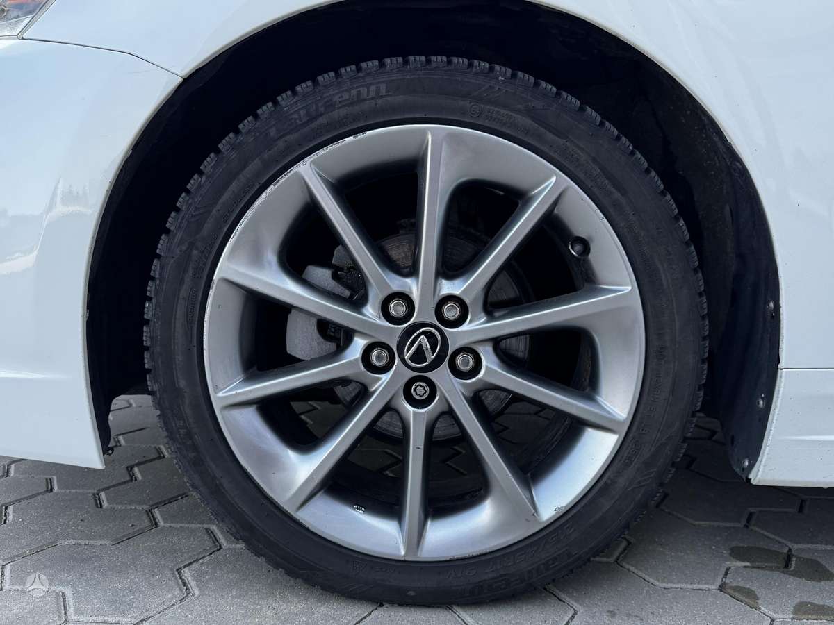Lexus CT 200h, 1.8 l., hatchback