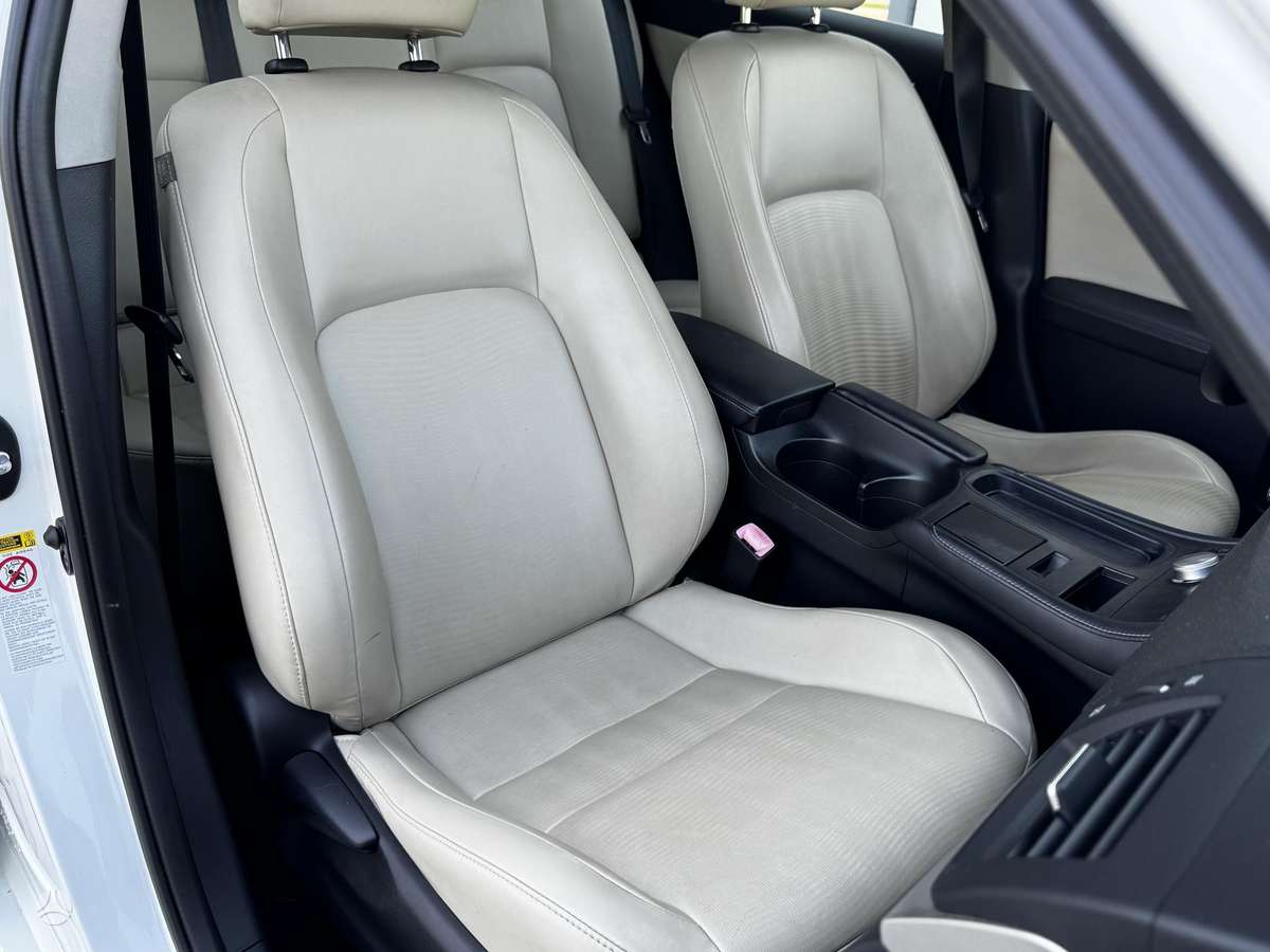 Lexus CT 200h, 1.8 l., hatchback
