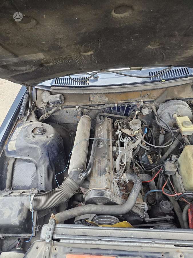 Volvo 240 - 7