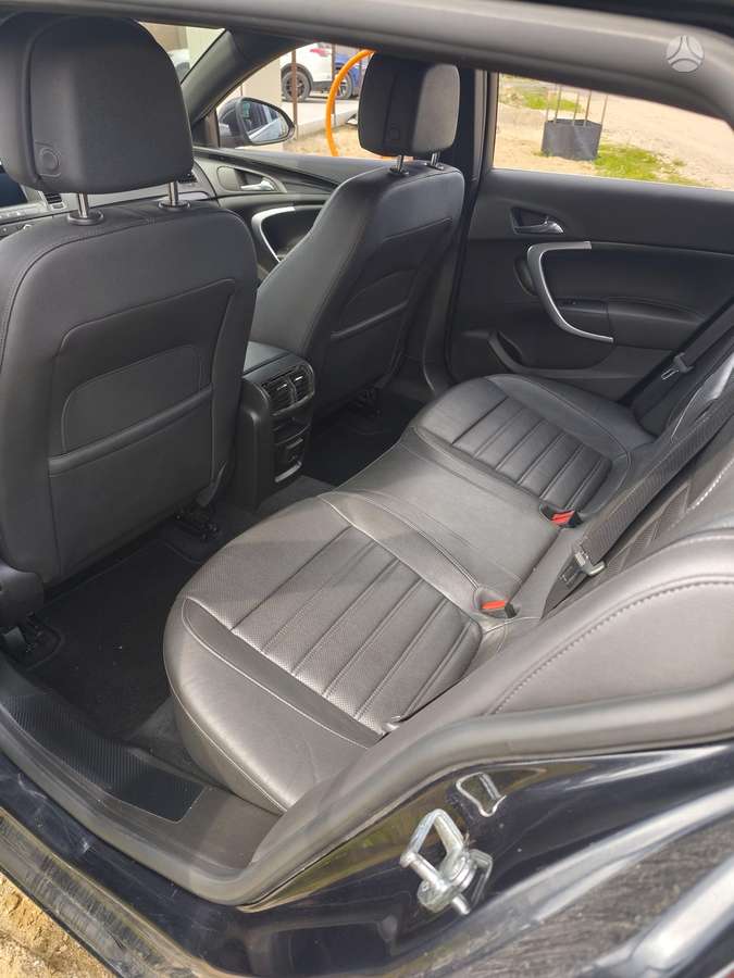 Opel Insignia, 2.0 l., Универсал