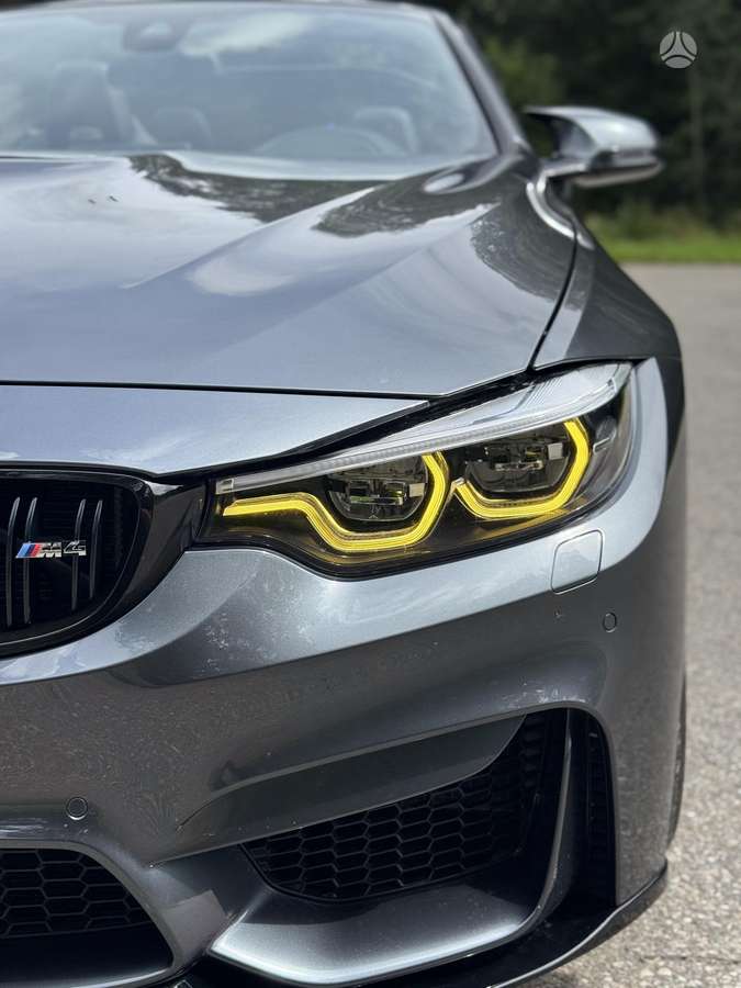 BMW M4, 3.0 l., convertible