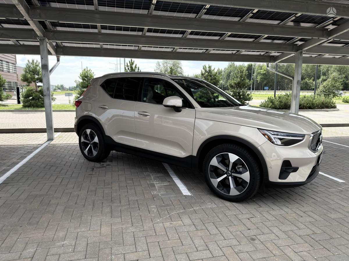 Volvo XC40 - 2
