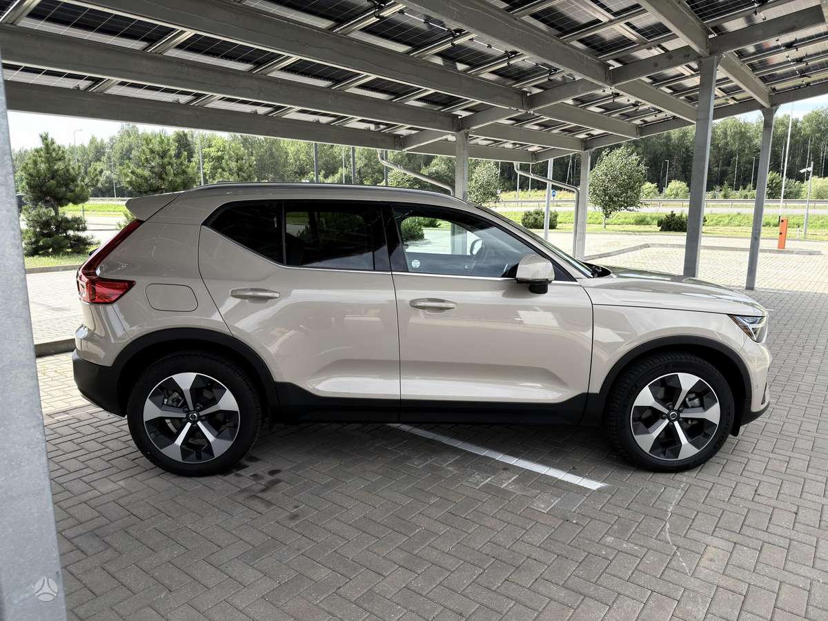 Volvo XC40 - 3