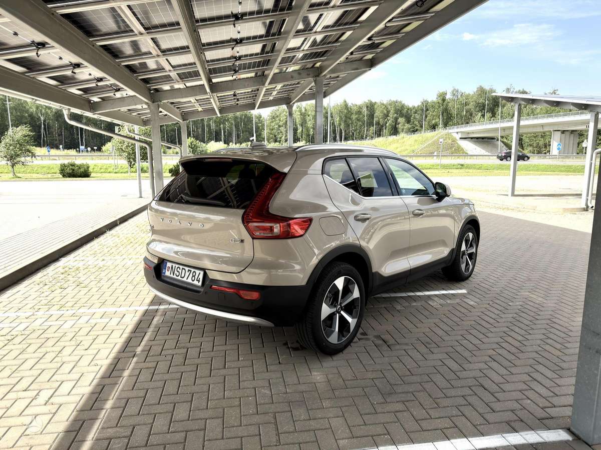 Volvo XC40 - 4