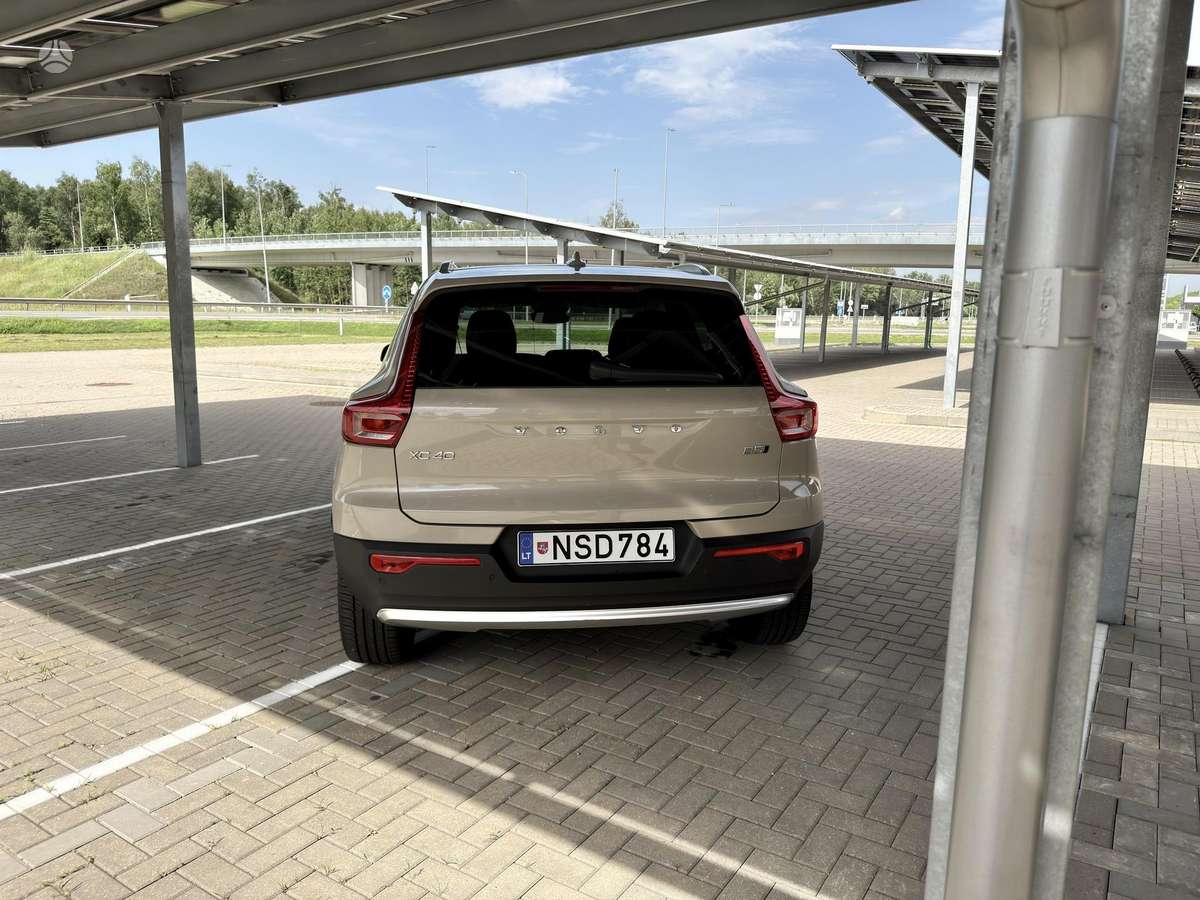 Volvo XC40 - 5