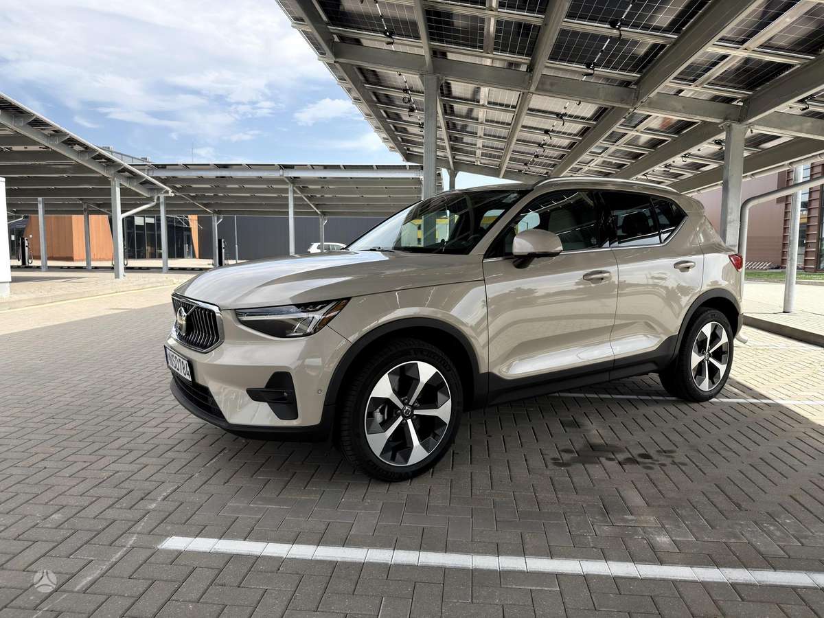 Volvo XC40 - 8