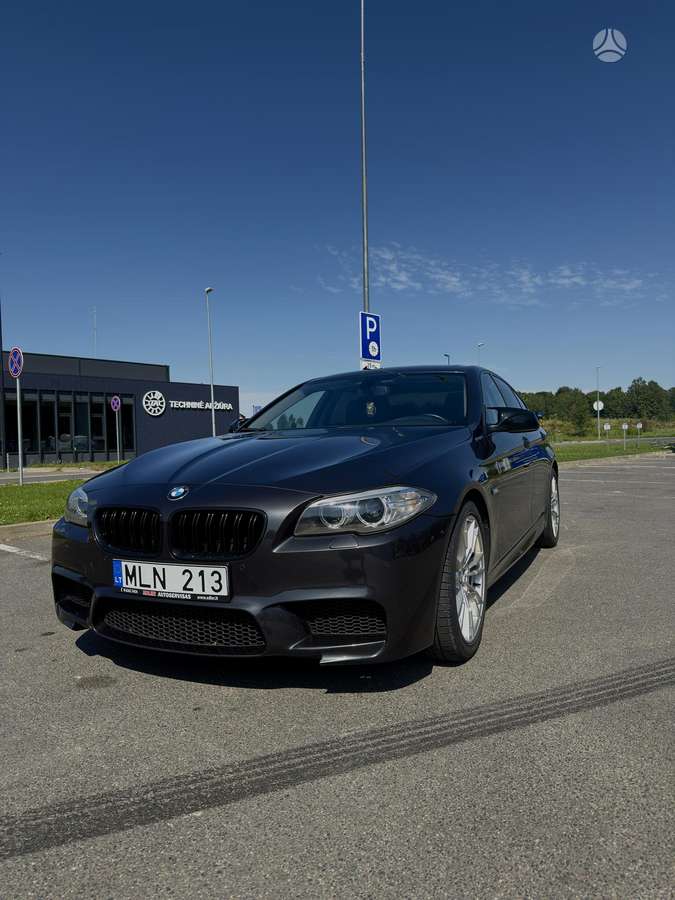 BMW 535, 3.0 l., Седан