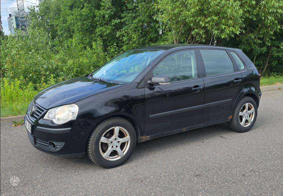 Volkswagen Polo - 2