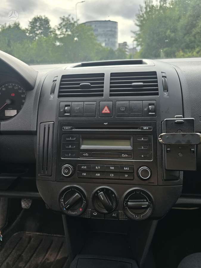 Volkswagen Polo - 7