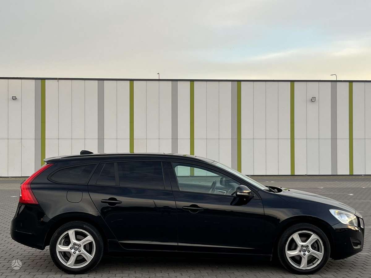 Volvo V60, 2.0 l., universalas