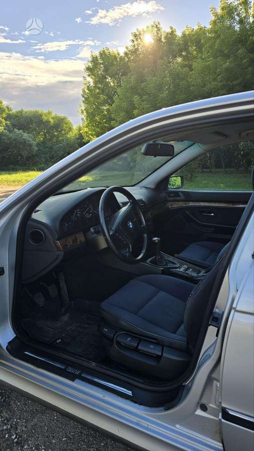 BMW 530, 2.9 l., Седан