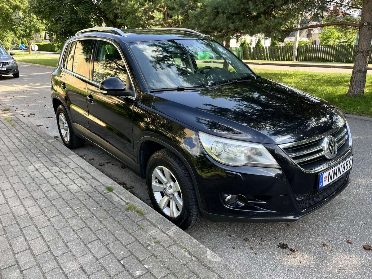 Volkswagen Tiguan - 4