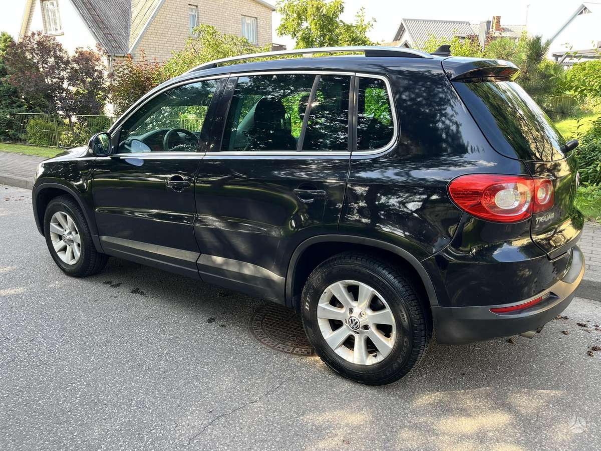Volkswagen Tiguan - 7