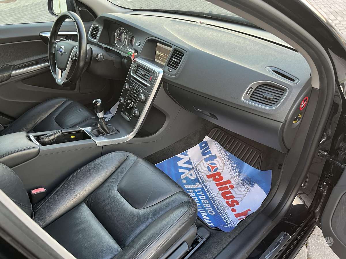 Volvo V60, 2.0 l., Универсал