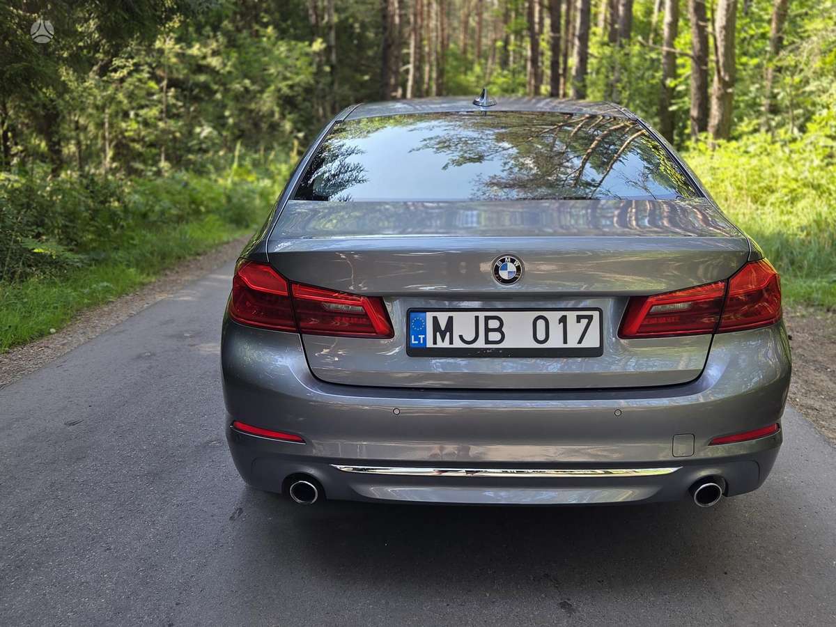 BMW 520, 2.0 l., Седан