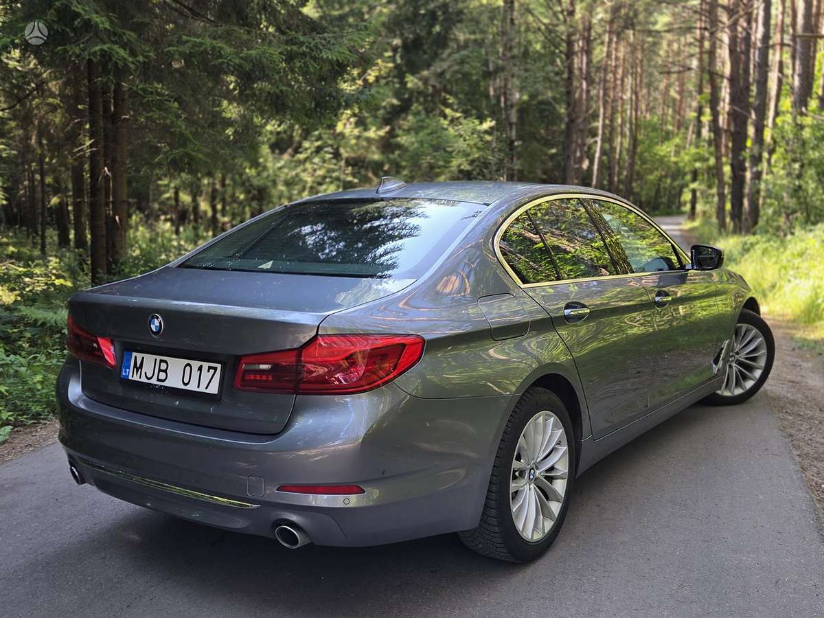 BMW 520, 2.0 l., Седан