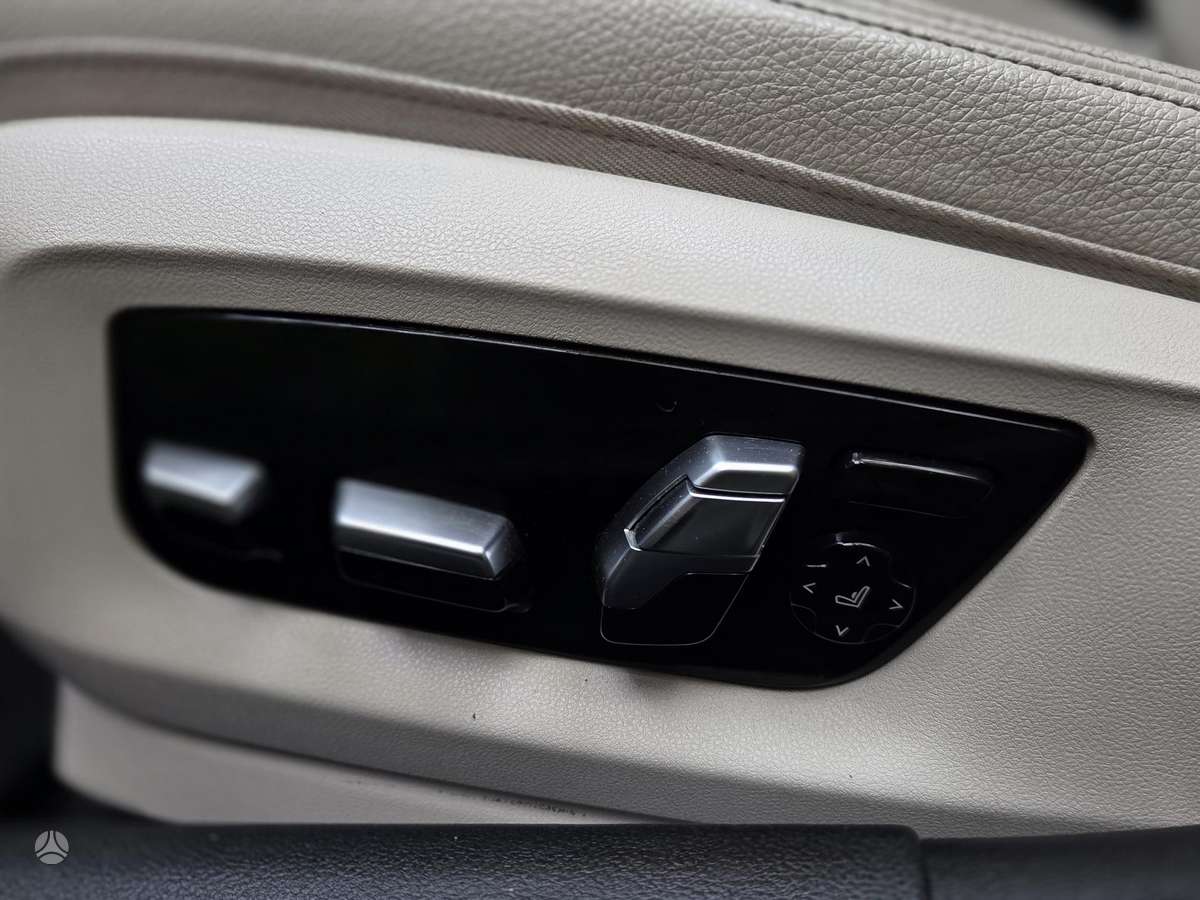 BMW 520, 2.0 l., Седан