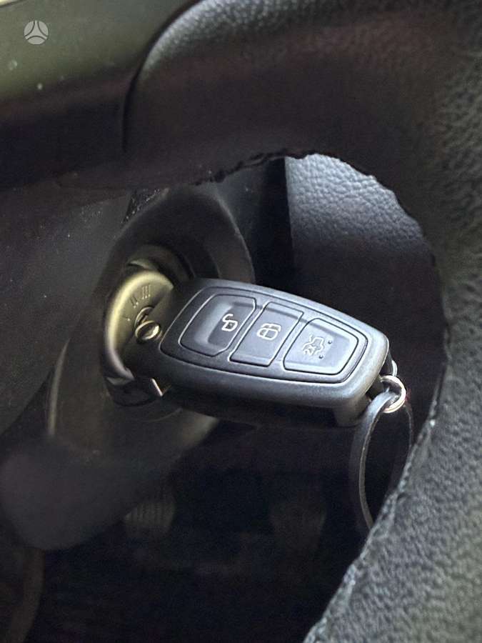 Ford Focus, 1.0 l., Хэтчбек