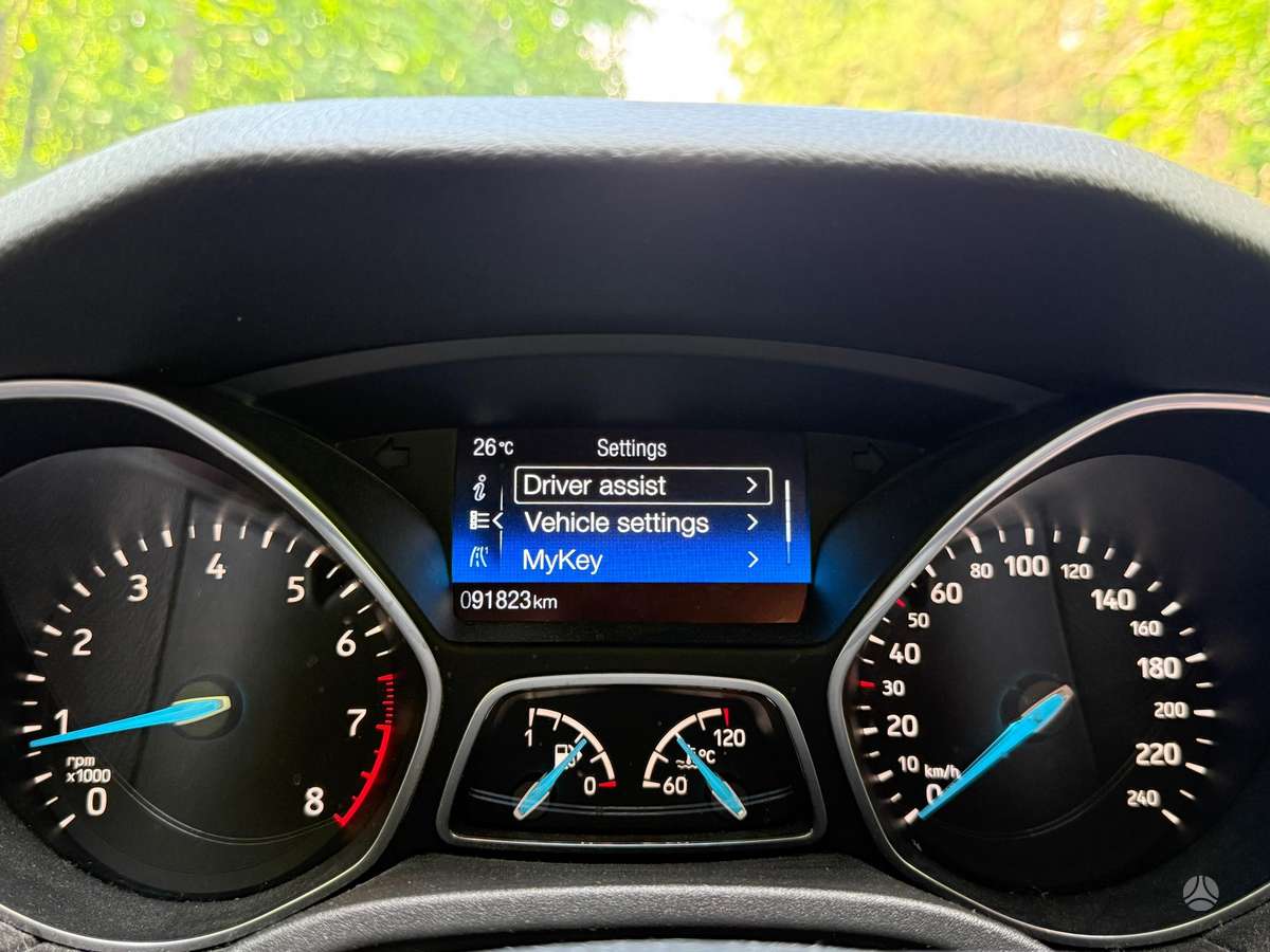 Ford Focus, 1.0 l., Хэтчбек