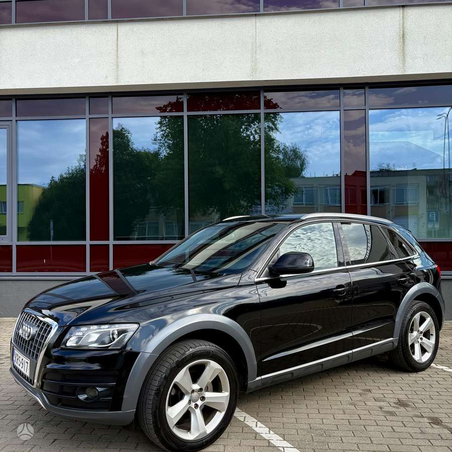 Audi Q5, 2.0 l., mpv / minivan