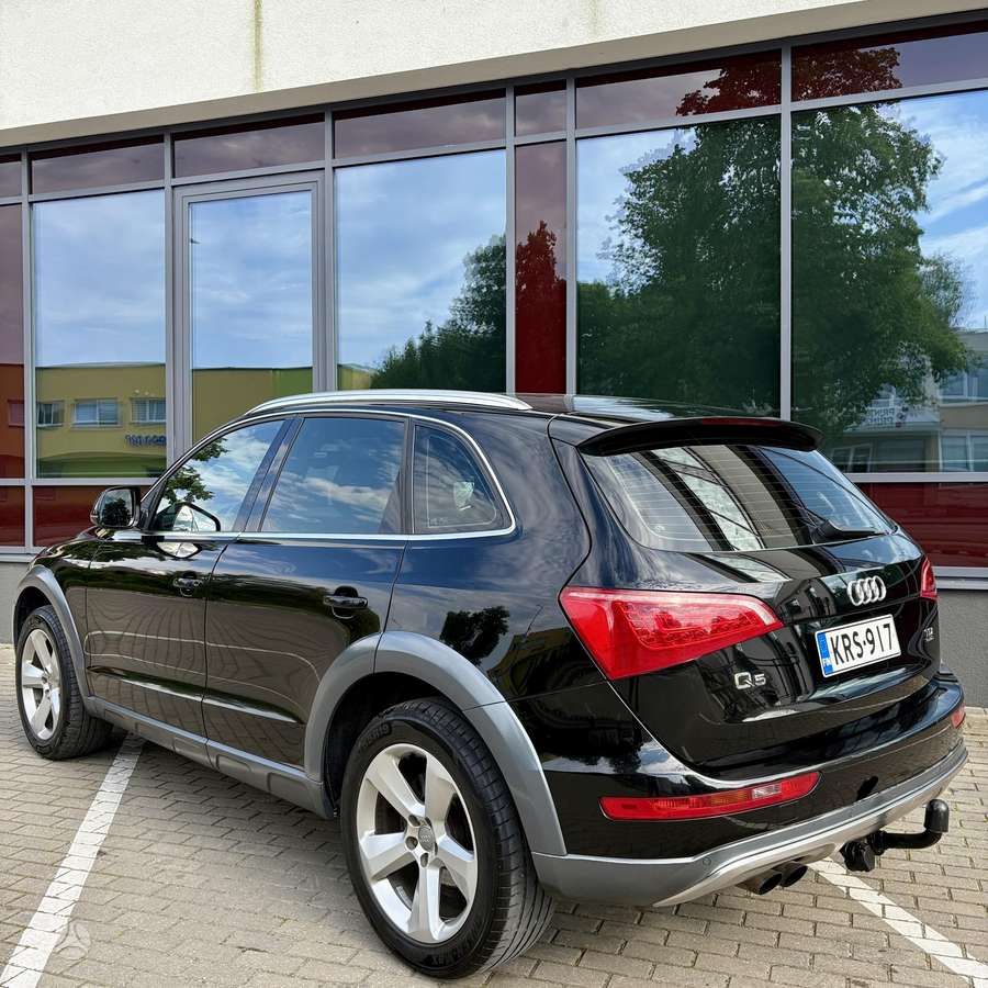 Audi Q5, 2.0 l., mpv / minivan