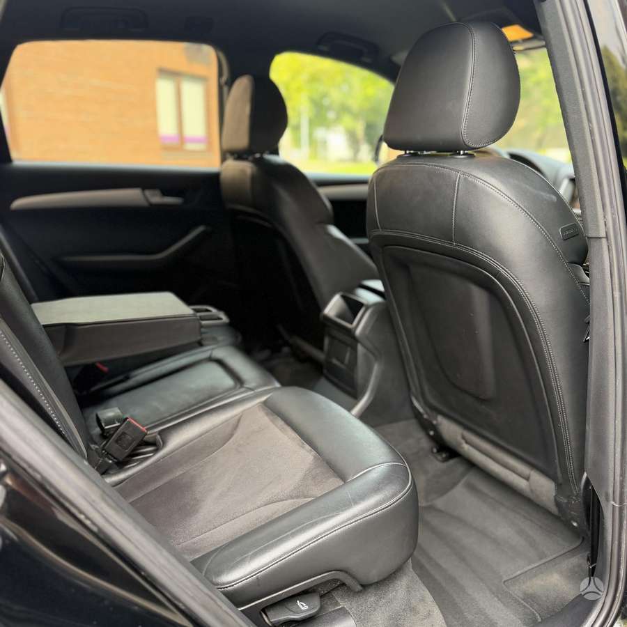 Audi Q5, 2.0 l., mpv / minivan