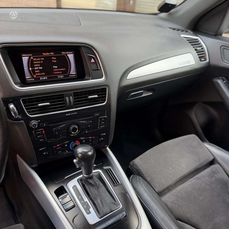 Audi Q5, 2.0 l., mpv / minivan