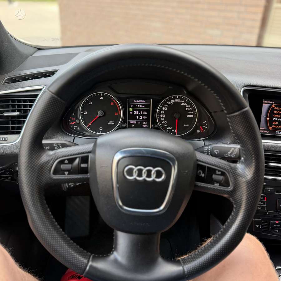 Audi Q5, 2.0 l., mpv / minivan