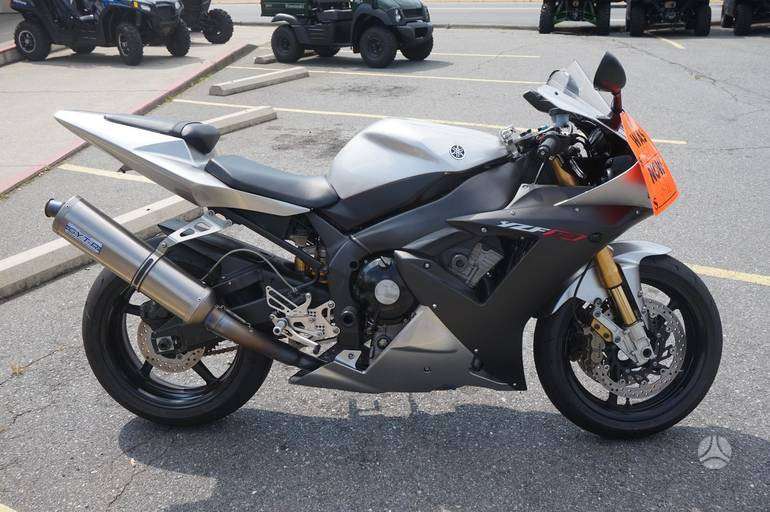 Yamaha R1, sportiniai / superbikes