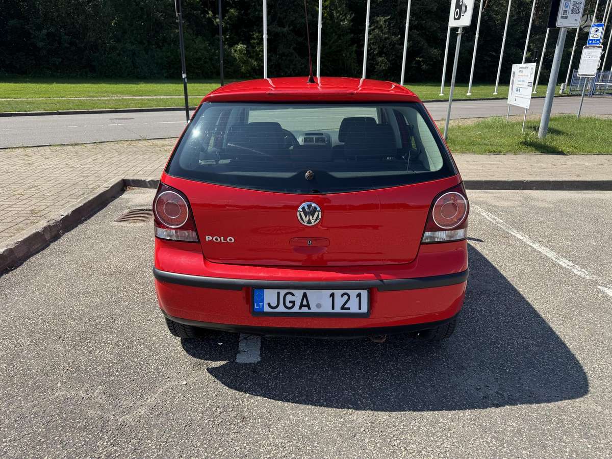 Volkswagen Polo - 2