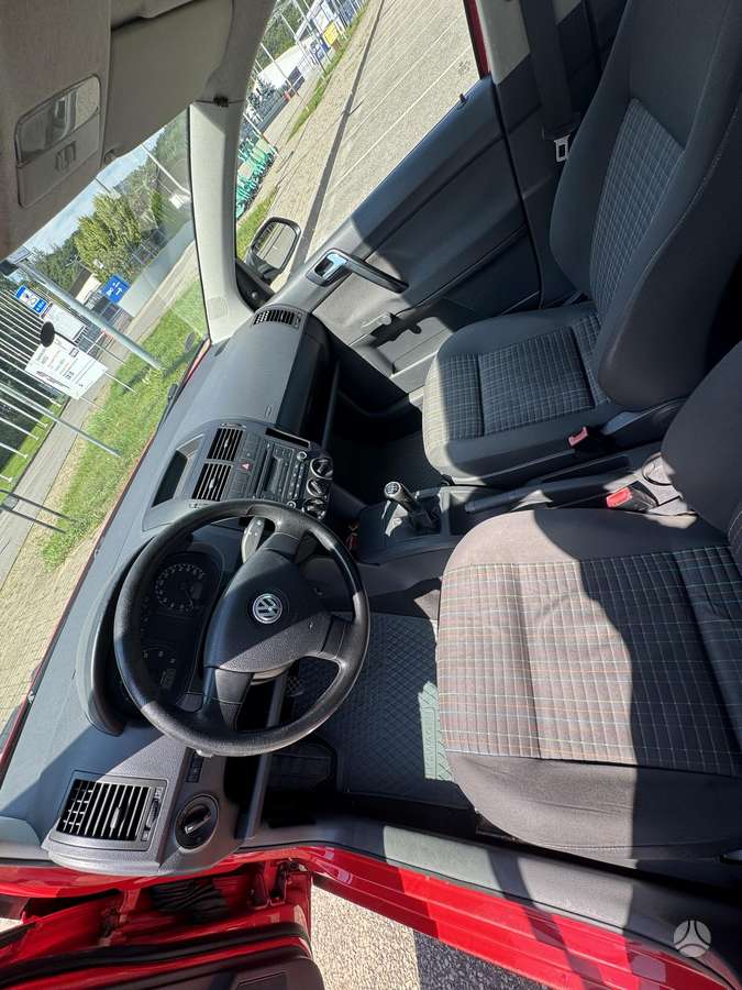 Volkswagen Polo - 10