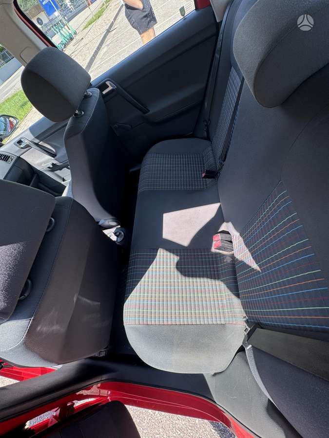 Volkswagen Polo - 11