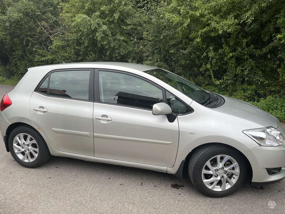 Toyota Auris, 1.6 l., hatchback