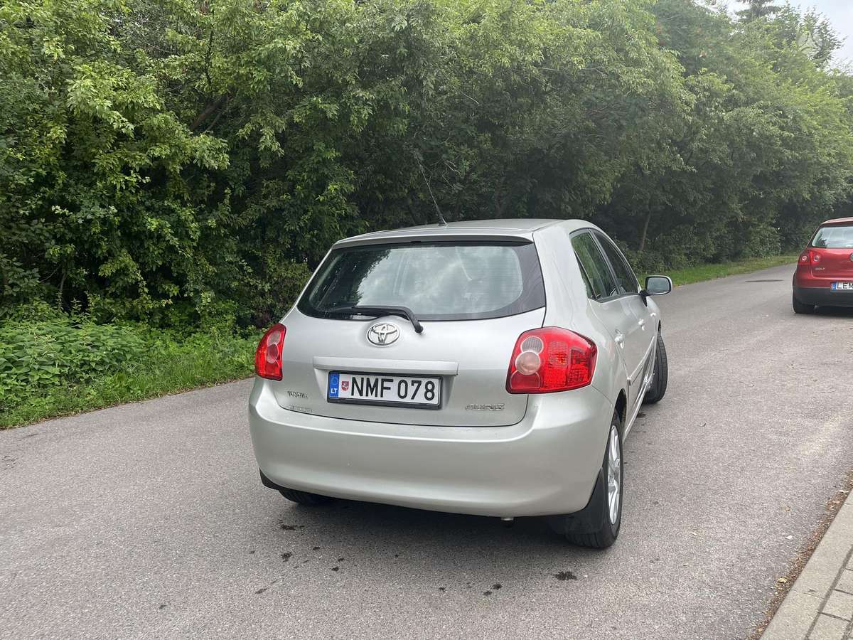 Toyota Auris, 1.6 l., hatchback
