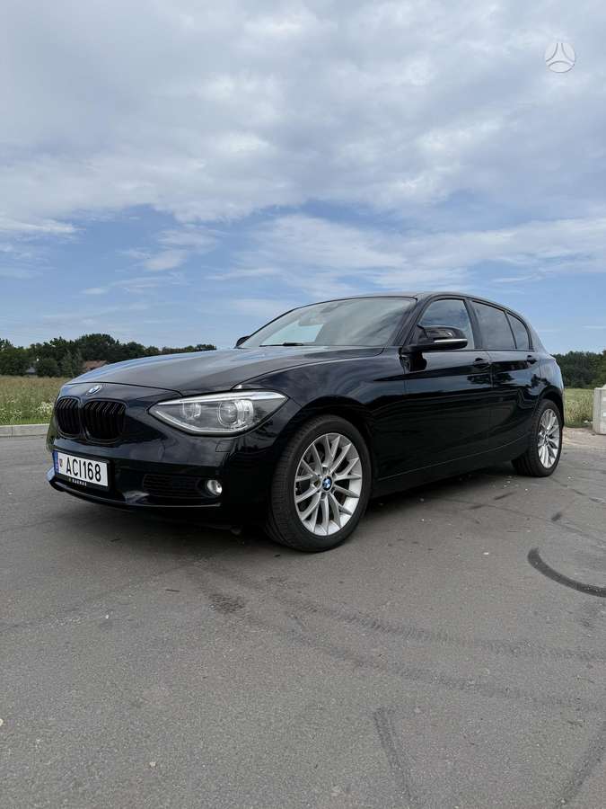 BMW 120, 2.0 l., hatchback