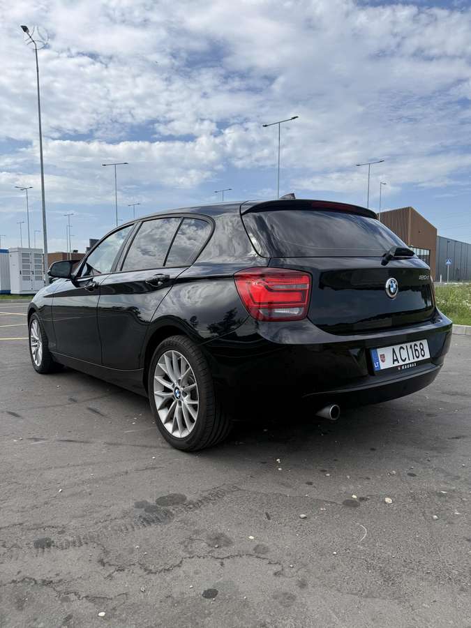 BMW 120, 2.0 l., Хэтчбек