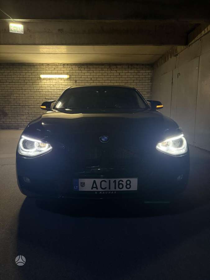 BMW 120, 2.0 l., hatchback