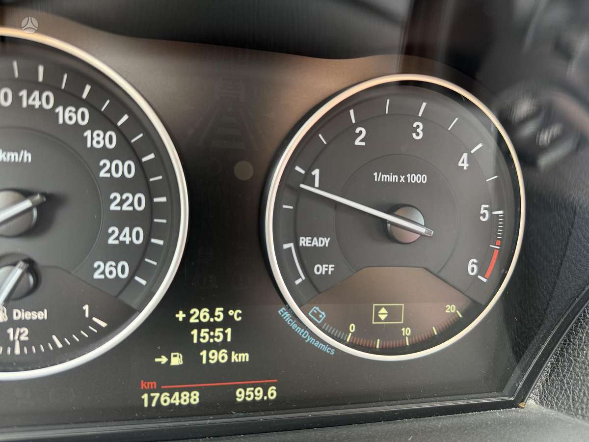 BMW 120, 2.0 l., hatchback
