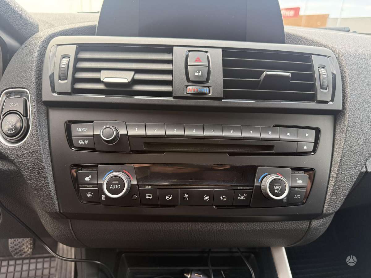 BMW 120, 2.0 l., Хэтчбек