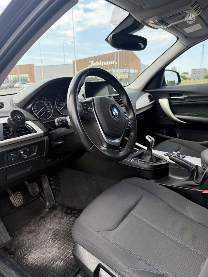 BMW 120, 2.0 l., Хэтчбек