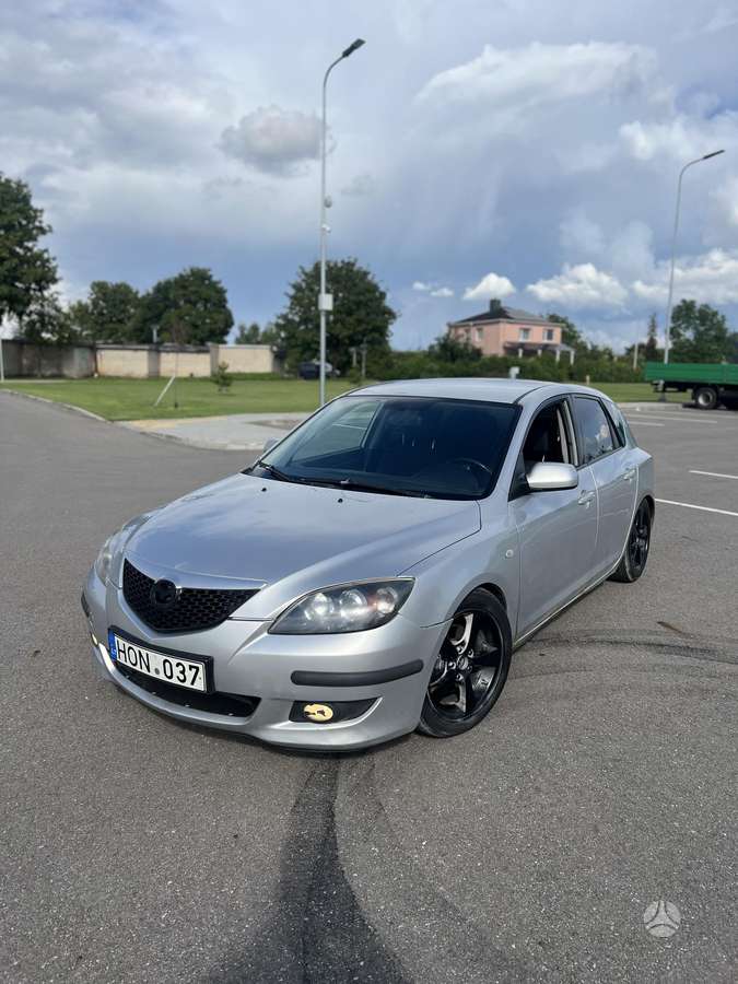 Mazda 3, 1.6 l., Хэтчбек
