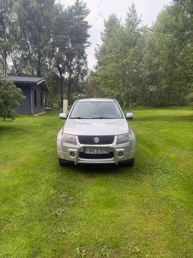Suzuki Grand Vitara - 1