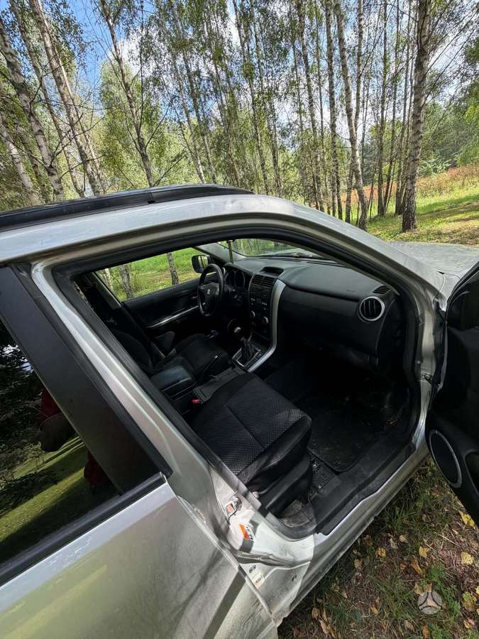 Suzuki Grand Vitara - 5