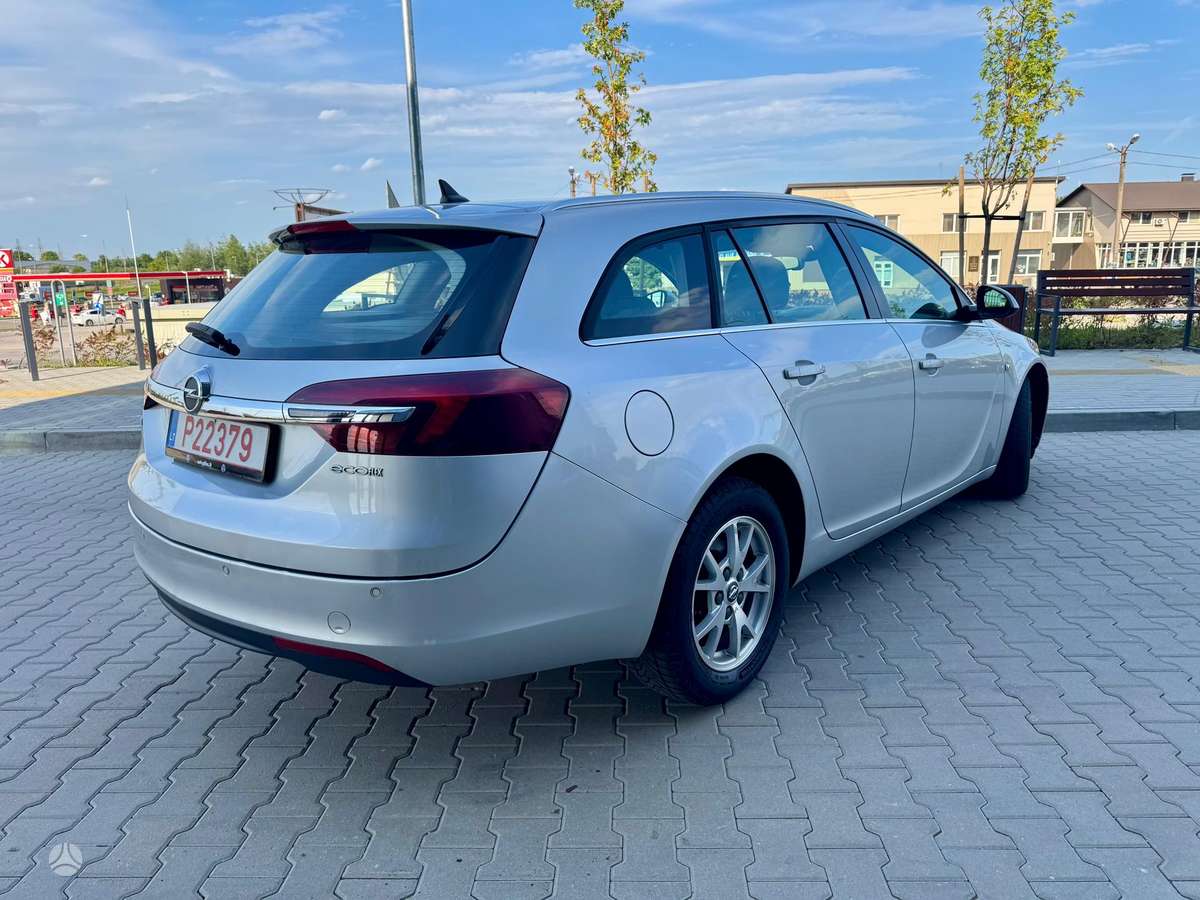 Opel Insignia, 2.0 l., Хэтчбек
