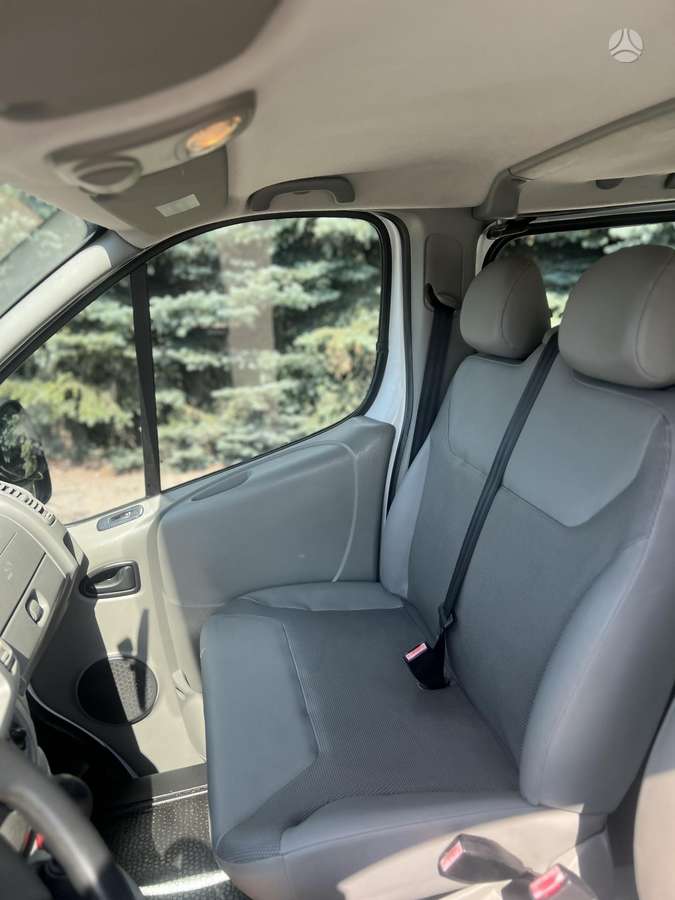 Renault Trafic, 2.5 l., Минивэн